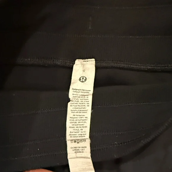 Lululemon Dance Studio Mid-Rise Pant SHORT - Picture 3 of 4